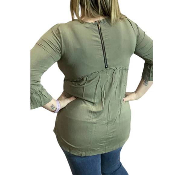 NEW POL boho babydoll top in green - Picture 2 of 2